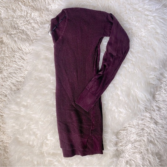 Lululemon The Sweater Life Waffle Knit V-Neck, size 4 - Picture 8 of 8